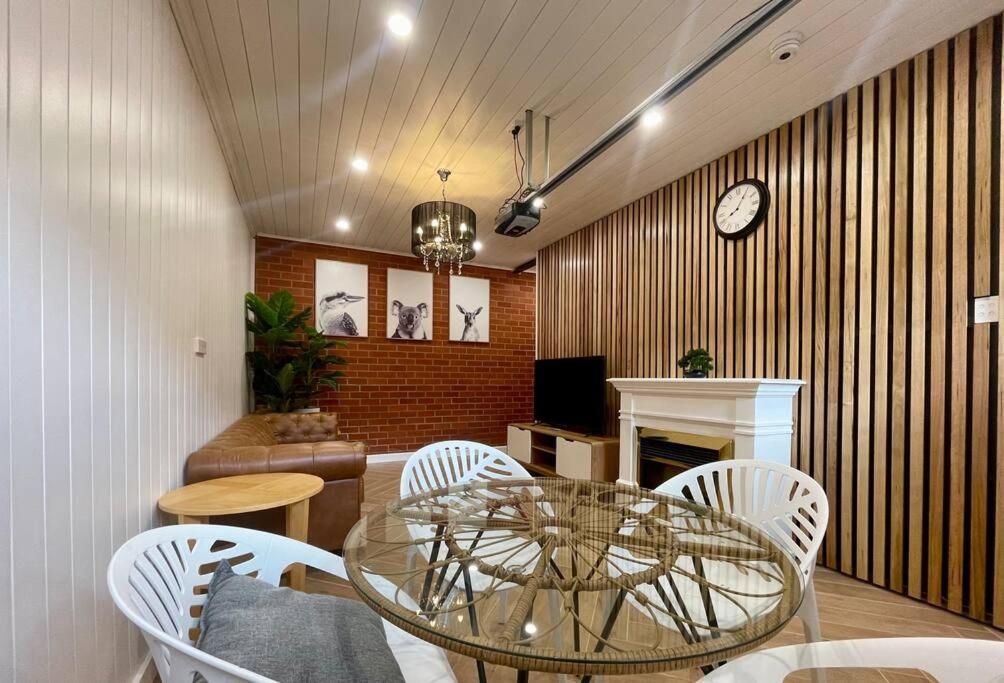 הובארט Lovely Brick Cottage With Amazing Water View מראה חיצוני תמונה