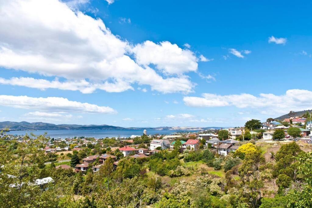 הובארט Lovely Brick Cottage With Amazing Water View מראה חיצוני תמונה